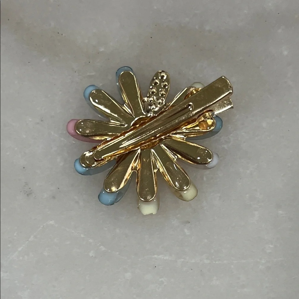 Chic Floral and Heart Hair Clip Trio